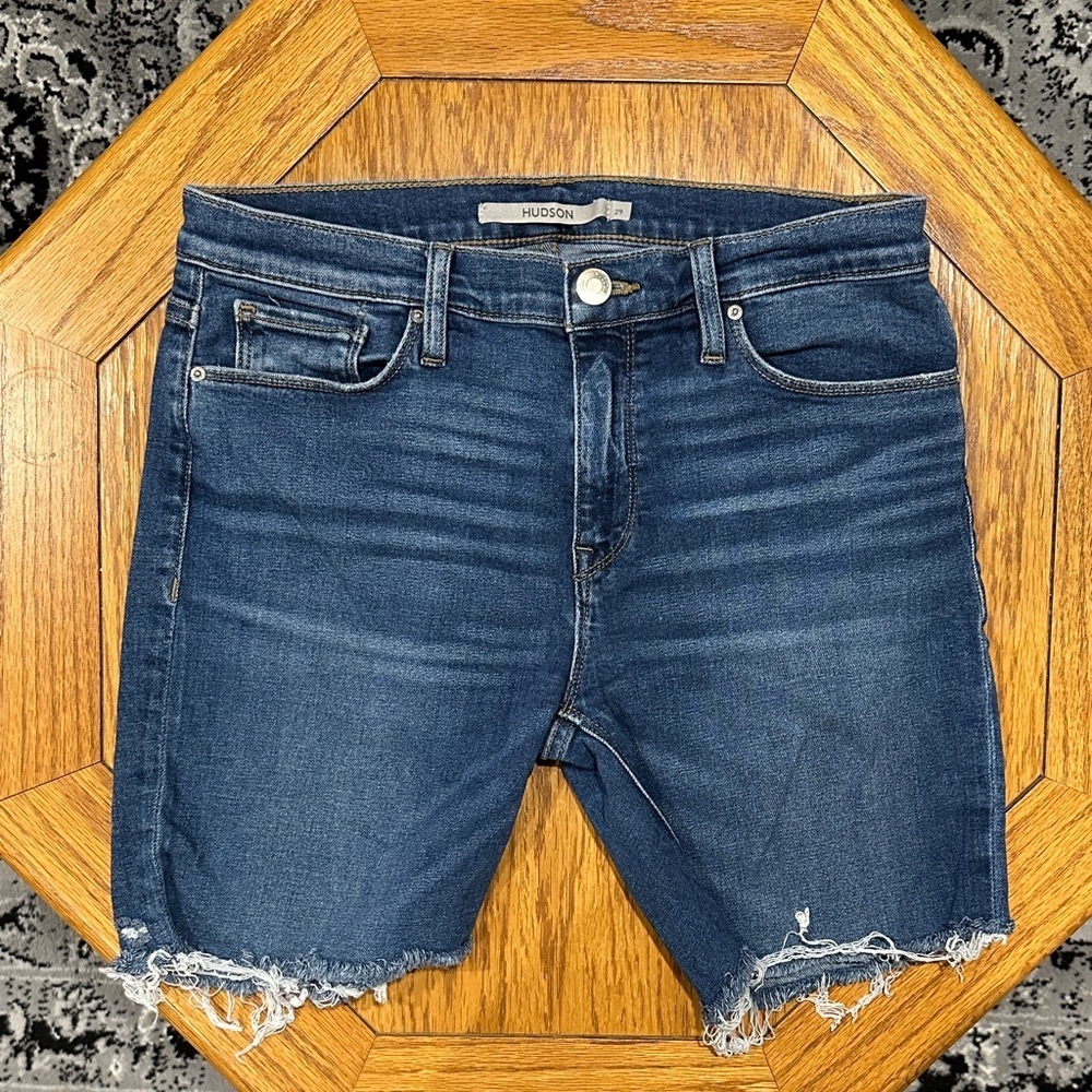 *HUDSON* Medium Wash Cutoff Bermuda Nico LCI Shorts Size 29